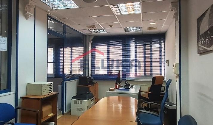 KLAFTHMONOS SQUARE OFFICE 125sq.m. FOR SALE